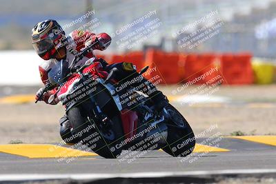 media/Oct-09-2022-SoCal Trackdays (Sun) [[95640aeeb6]]/Turn 2 (1110am)/